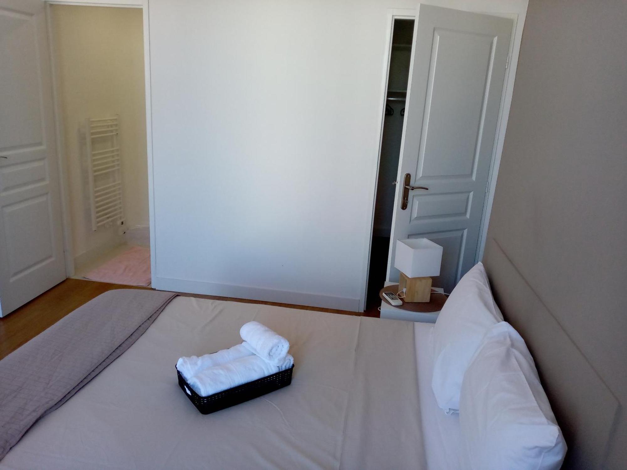 Quartier Le Plus Anime De Marseille "La Plaine Cours Julien "Chambre Avec Salle De Bain Wc Privee Integrees "Dans Appartement 외부 사진