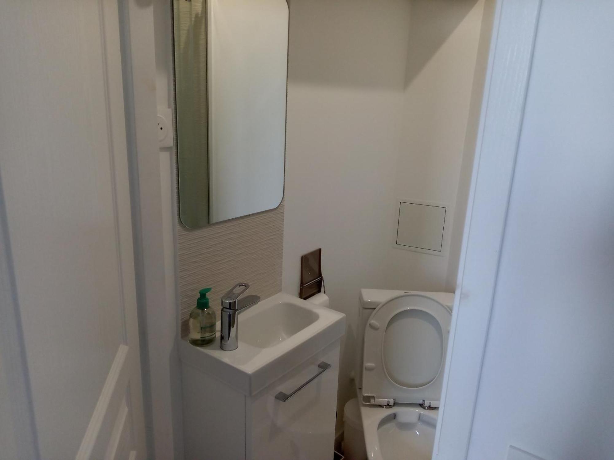 Quartier Le Plus Anime De Marseille "La Plaine Cours Julien "Chambre Avec Salle De Bain Wc Privee Integrees "Dans Appartement 외부 사진